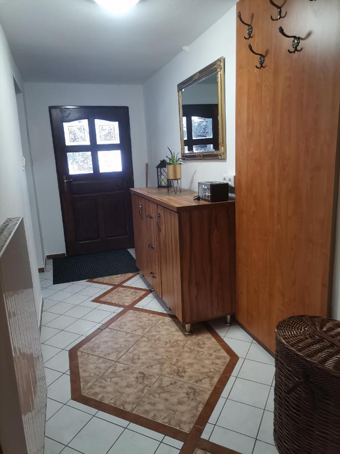 Apartman Ustie Trstena Luaran gambar
