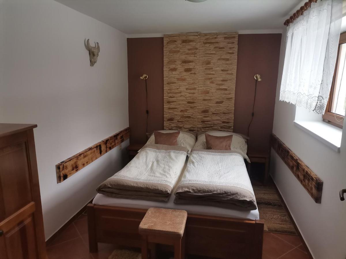 Apartman Ustie Trstena Luaran gambar
