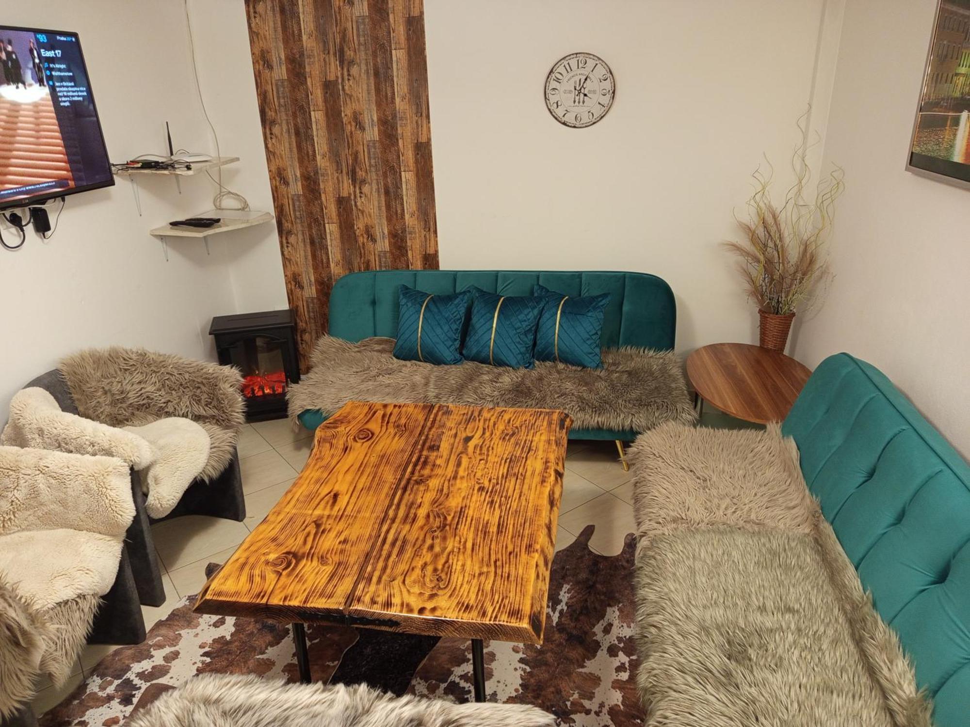 Apartman Ustie Trstena Luaran gambar
