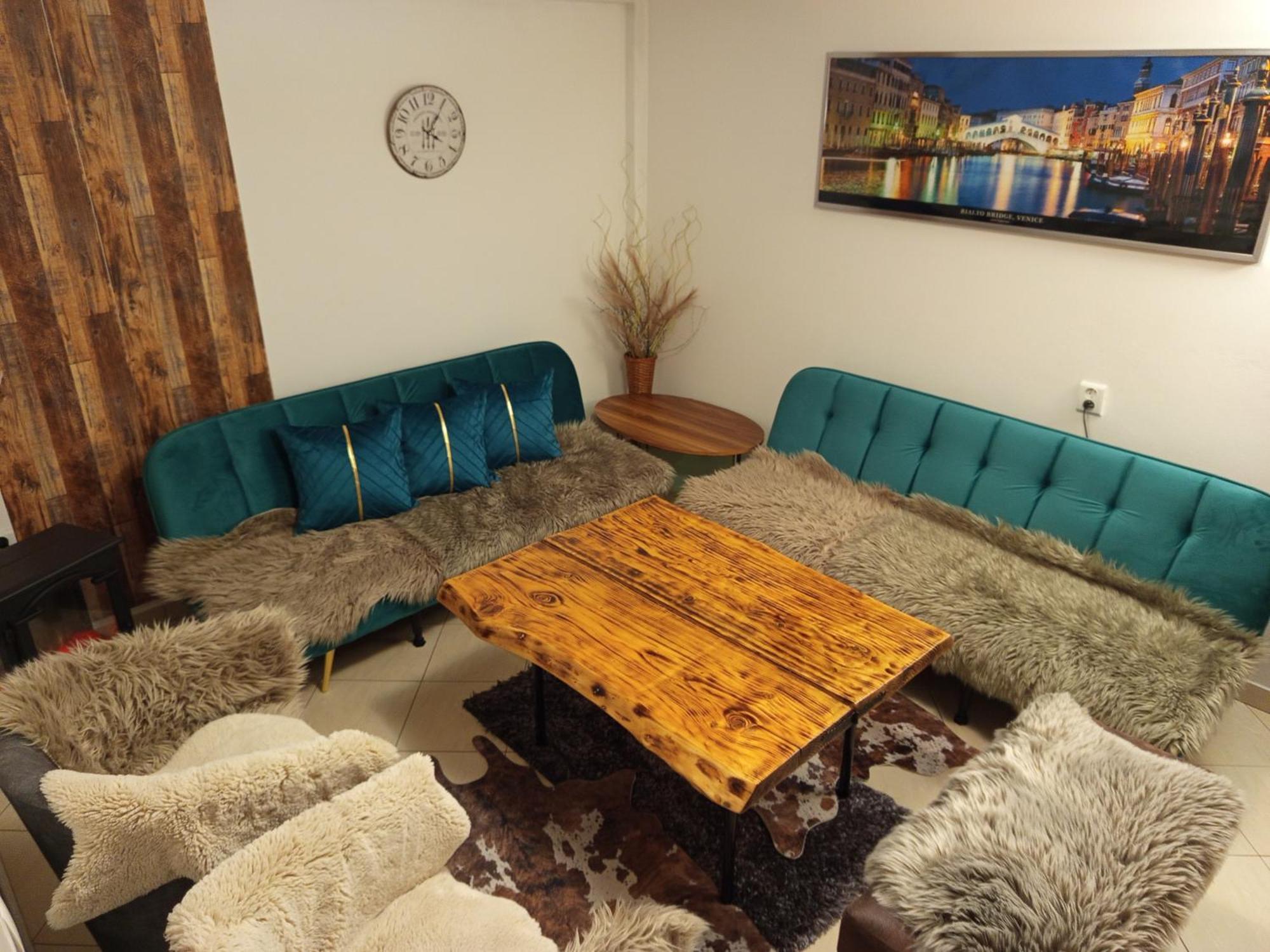 Apartman Ustie Trstena Luaran gambar