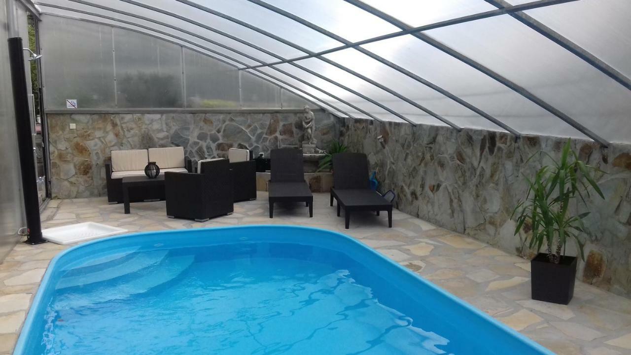 Apartman Ustie Trstena Luaran gambar
