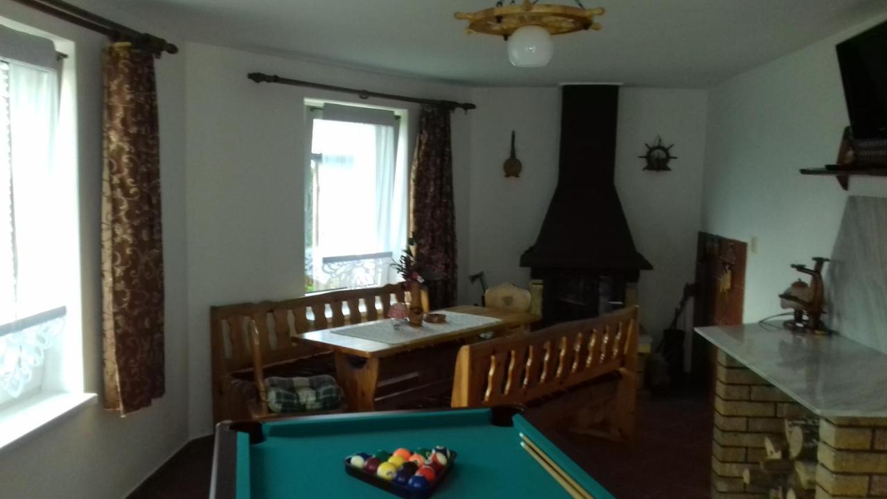 Apartman Ustie Trstena Luaran gambar
